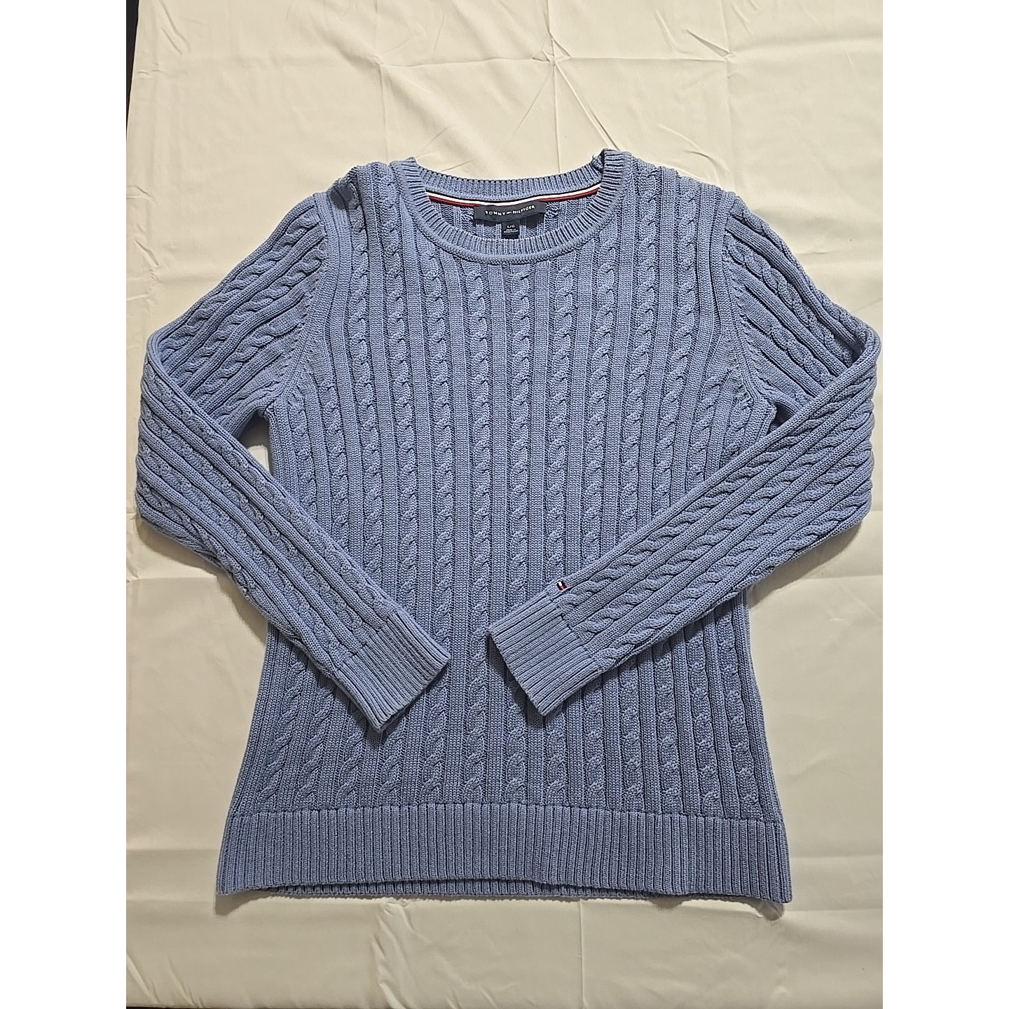 Vintage Tommy Hilfiger Women's Blue Large Knit Long Sleeve Sweater